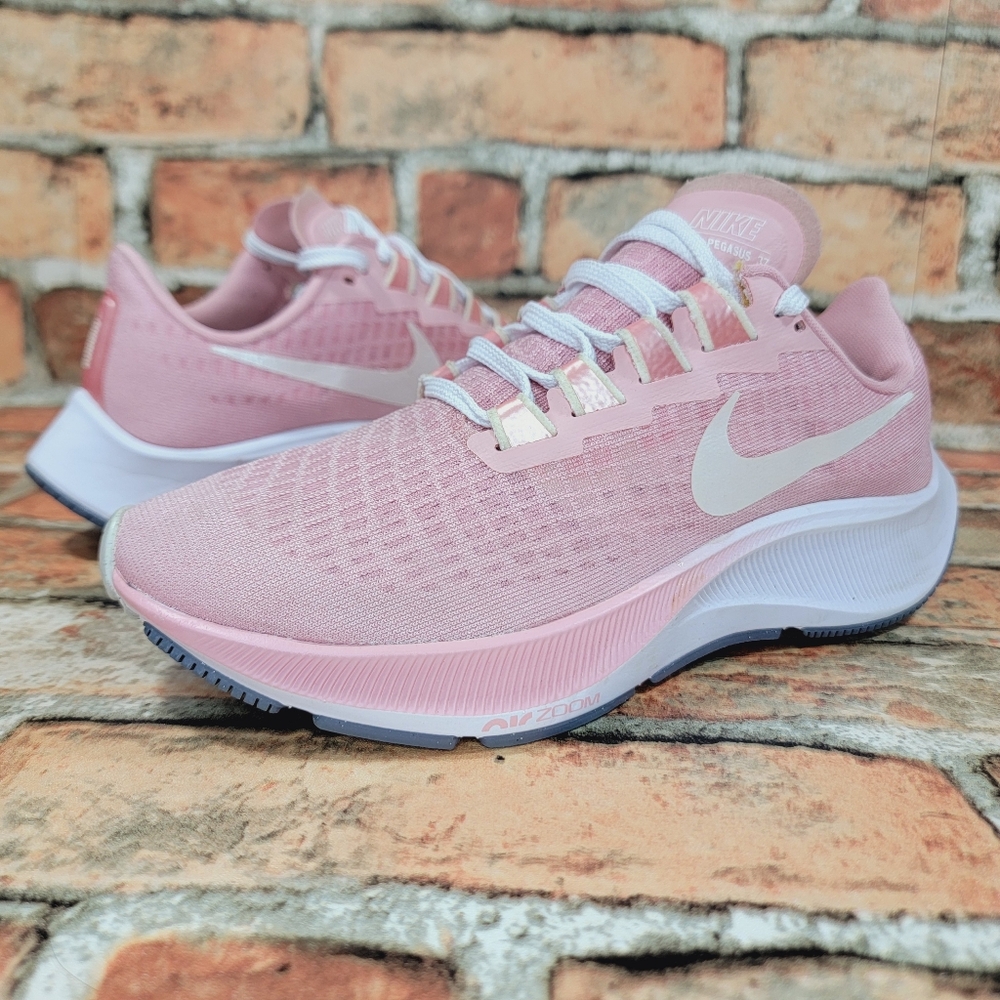Nike Air Zoom Pegasus 37 Sneakers Women's Size 6